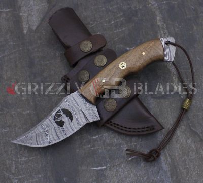 Damascus Steel Custom Handmade Hunting Skinning Knife 8.5"  FOUR