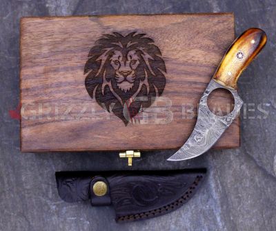 HAMMERED Damascus Steel Custom Handmade Hunting Skinning Knife 6" - LION