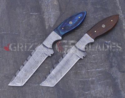 SET OF TWO Damascus Steel Custom Handmade Hunting Skinning Knives 9.5" BLUE - WALNUT