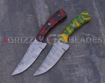 SET OF TWO Damascus Steel Custom Handmade Hunting Skinning Knives 9" Red & Green