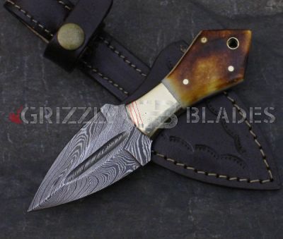 Damascus Steel Custom handmade hunting Skinning DAGGER Knife 6.5"  ONE