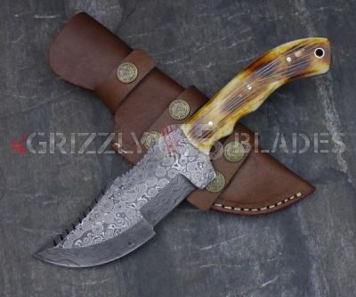 Damascus Steel Custom handmade hunting TRACKER/SKINNING Knife 10.5"  ONE