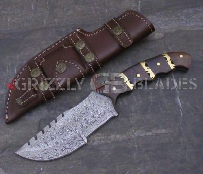 Damascus Steel Custom handmade hunting TRACKER/SKINNING Knife 11.5" FIVE