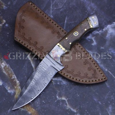 Damascus Steel Custom Handmade Hunting Skinning Knife 9"