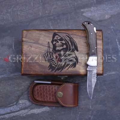 DAMASCUS STEEL CUSTOM HANDMADE FOLDING/POCKET Knife 6.5" Skull