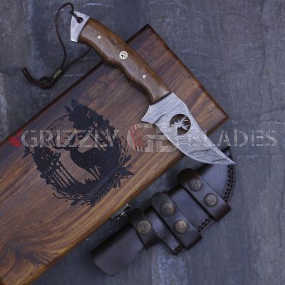 Damascus Steel Custom Handmade Hunting Skinning Knife 8.5"