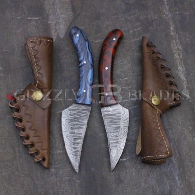 SET OF TWO HAMMERED Damascus Steel Custom handmade hunting Skinning KNIVES 8.5"